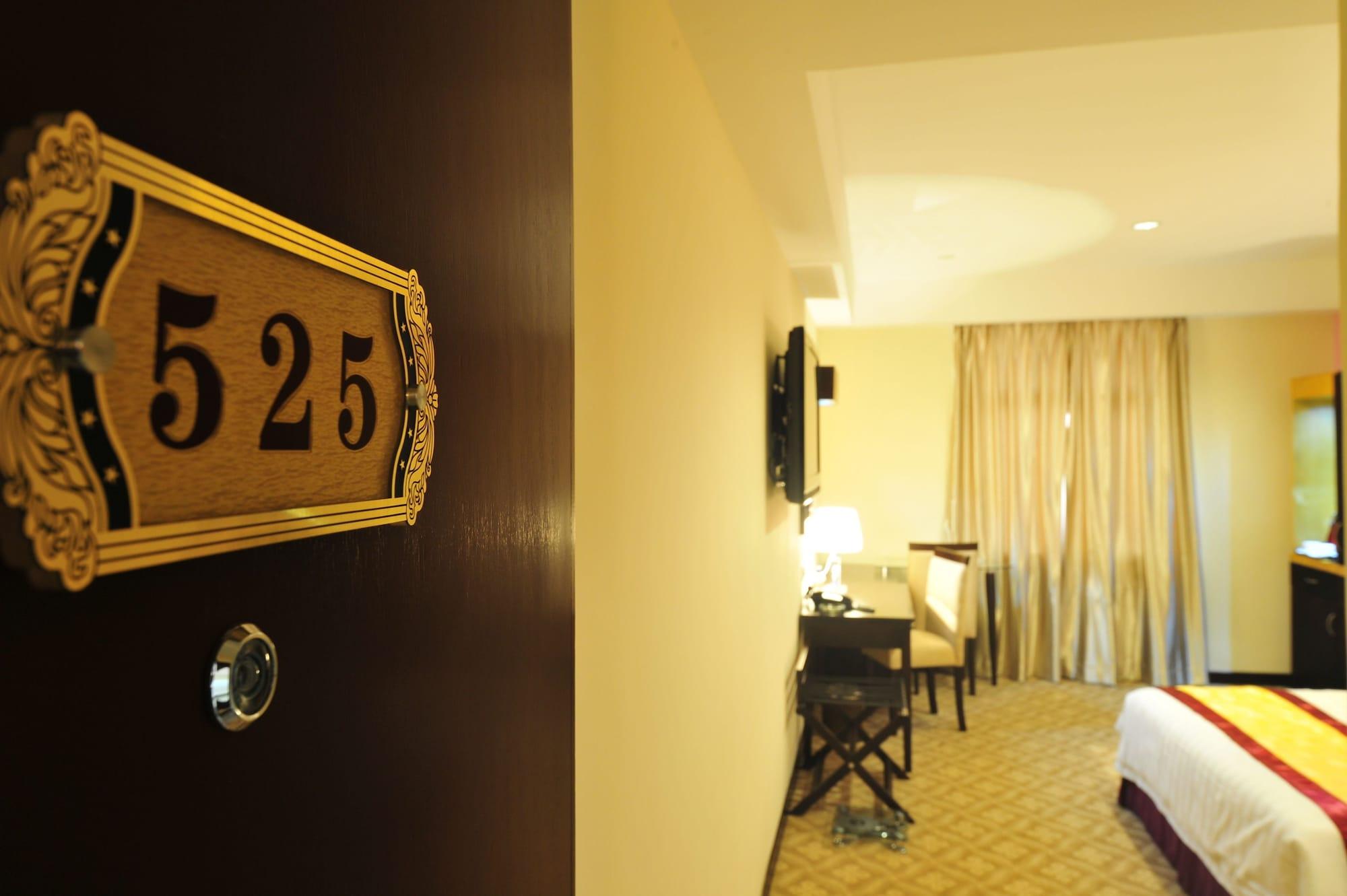 Hallmark Regency Hotel - Johor Bahru Exterior photo